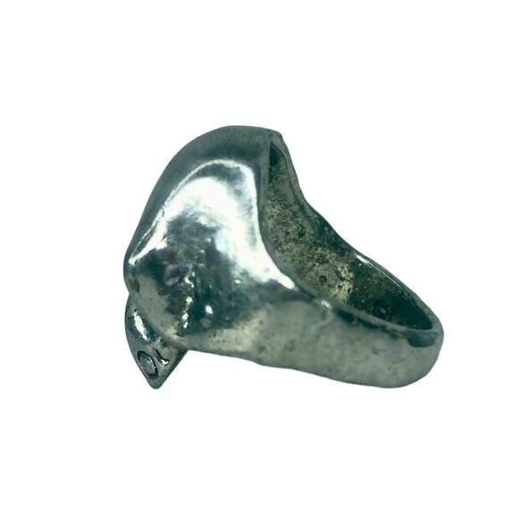 Silver and Red Skull Ring - Size 8 - Picture 4 of 7